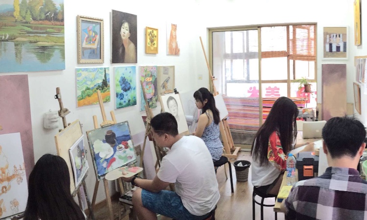 上海三元色艺术教育